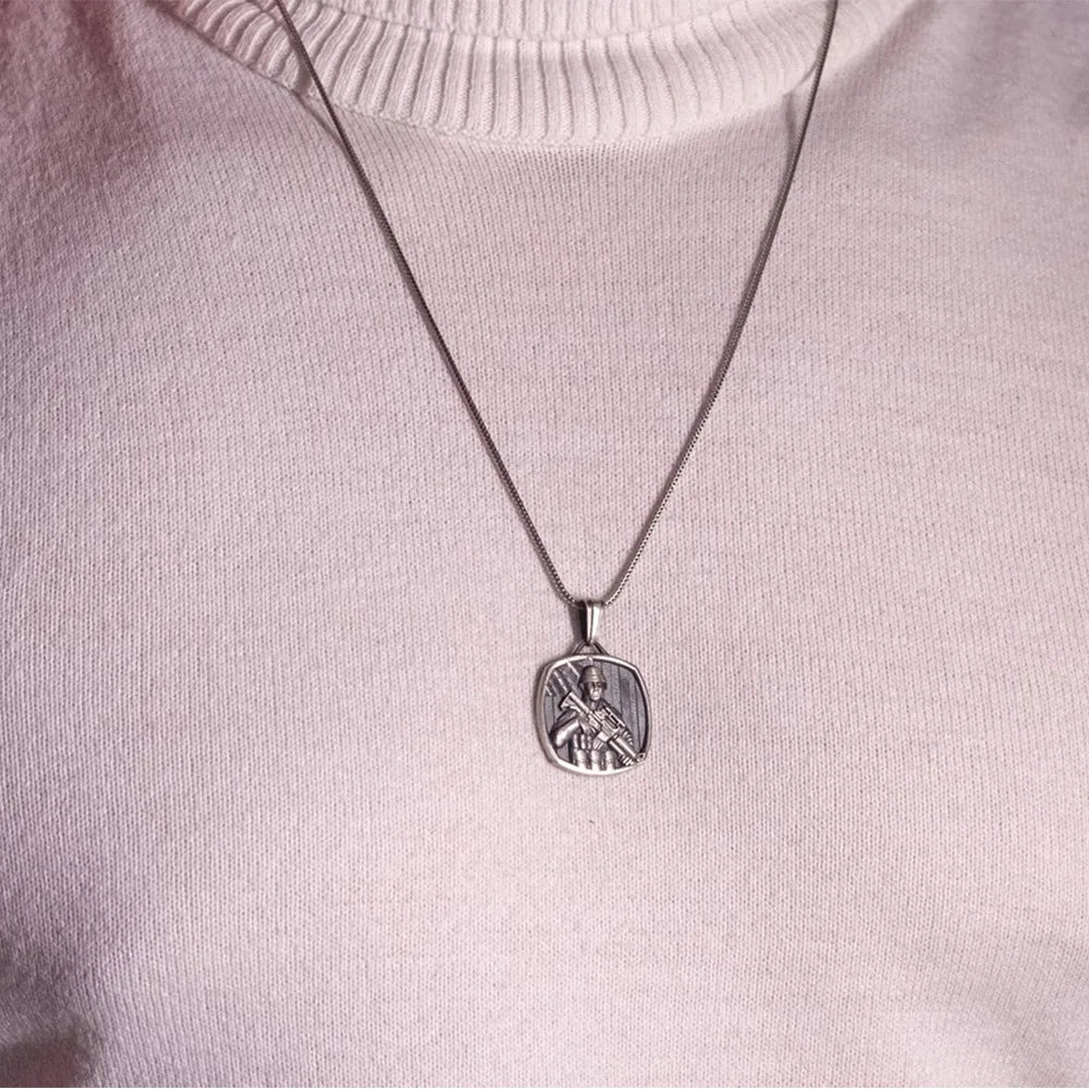 Men's Army Pendant Necklace Hip Hop Stainless Steel Chain Tin Charm Jewelry for Halloween