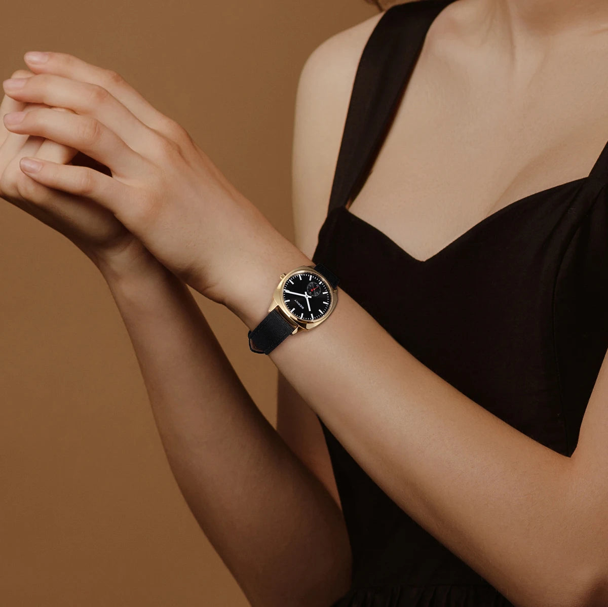 BERNY Gold Watch for Women Canvas Railway Watch Green Dial Ladies Wristwatch Quartz Pillow Watch Casual Fashion Ladies Watch