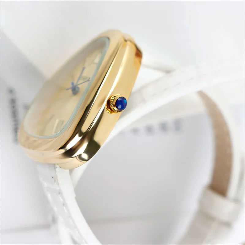 New!!! Top Fashion, Designer, Quartz Snake Shape Leather Strap Watch