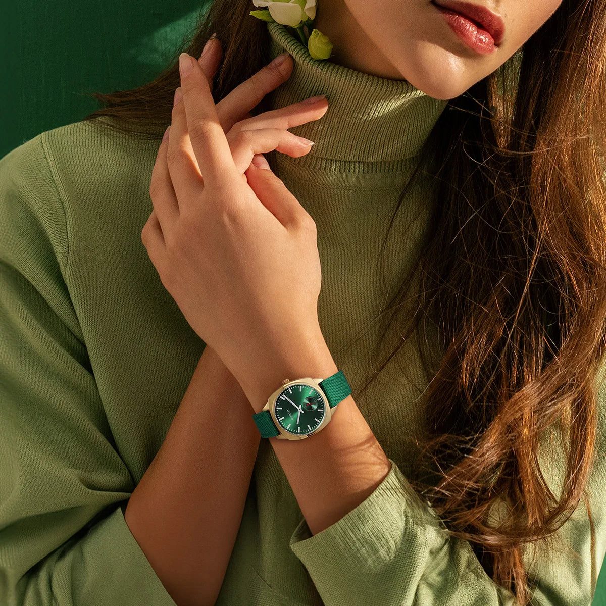BERNY Gold Watch for Women Canvas Railway Watch Green Dial Ladies Wristwatch Quartz Pillow Watch Casual Fashion Ladies Watch